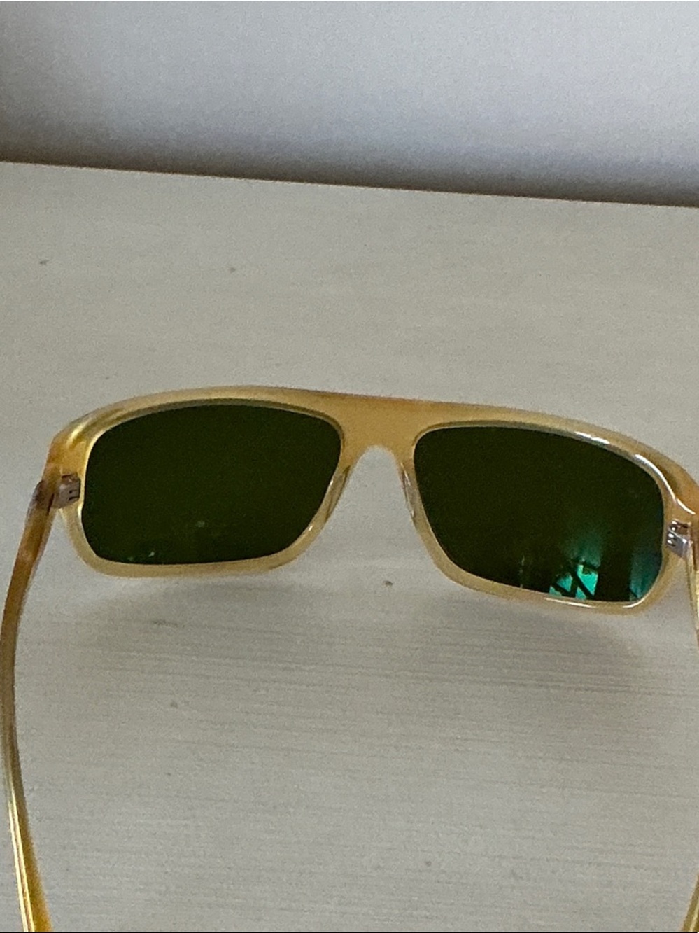 Authentic, David Yurman DY 626, Honey Frame Sunglasses with Green Lenses - Picture 7 of 13